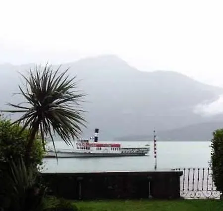 Holiday home Eden Lake